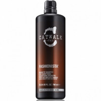 Тонирующий шампунь для брюнеток - Catwalk Fashionista Brunette Shampoo